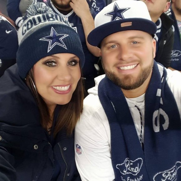 Meet your Posher, Julie - Picture 1 of 1